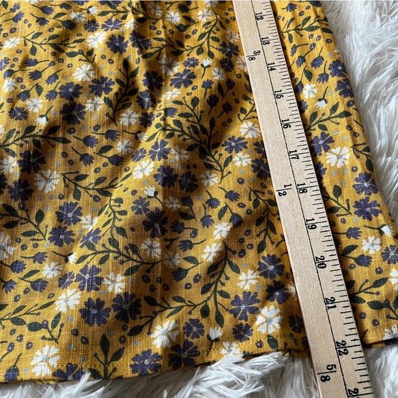NWT ModCloth Floral Yellow Spaghetti Strap Camisole M | Linen-Blend Top - Picture 10 of 15